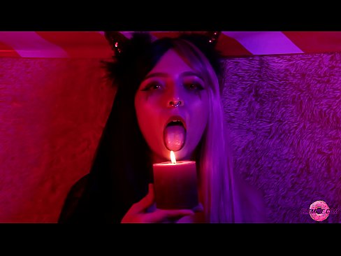 ❤️ Blowjob ya Shauku kutoka kwa Sexy Succubus yenye Utimilifu wa Kinywa Video ya kutatanisha  ❌️❤